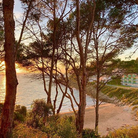 Mediterranean Way - El Mirador ซาลอว์ ภายนอก รูปภาพ