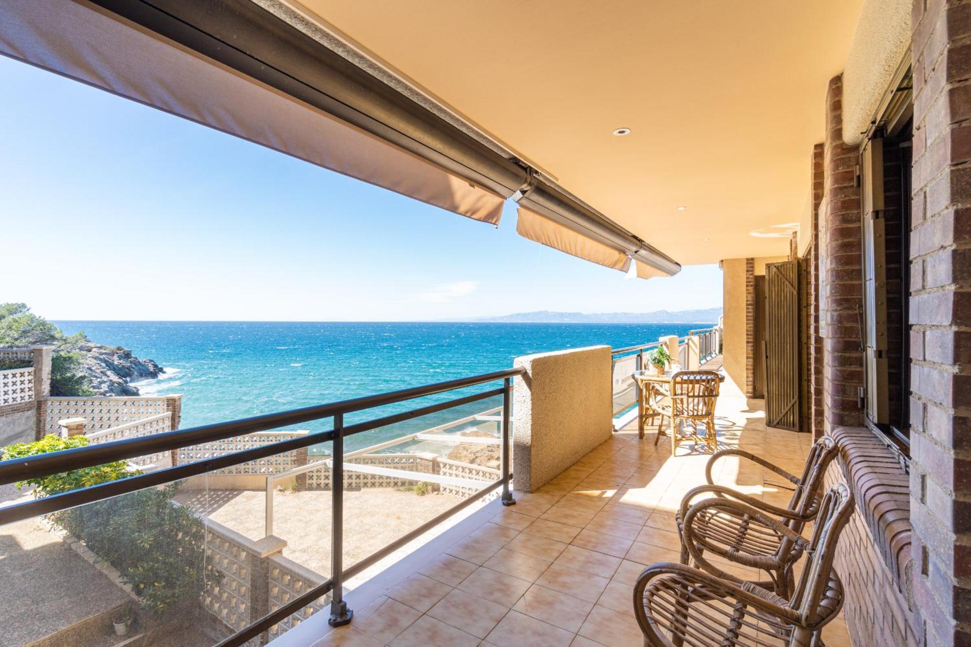 Mediterranean Way - El Mirador ซาลอว์ ภายนอก รูปภาพ