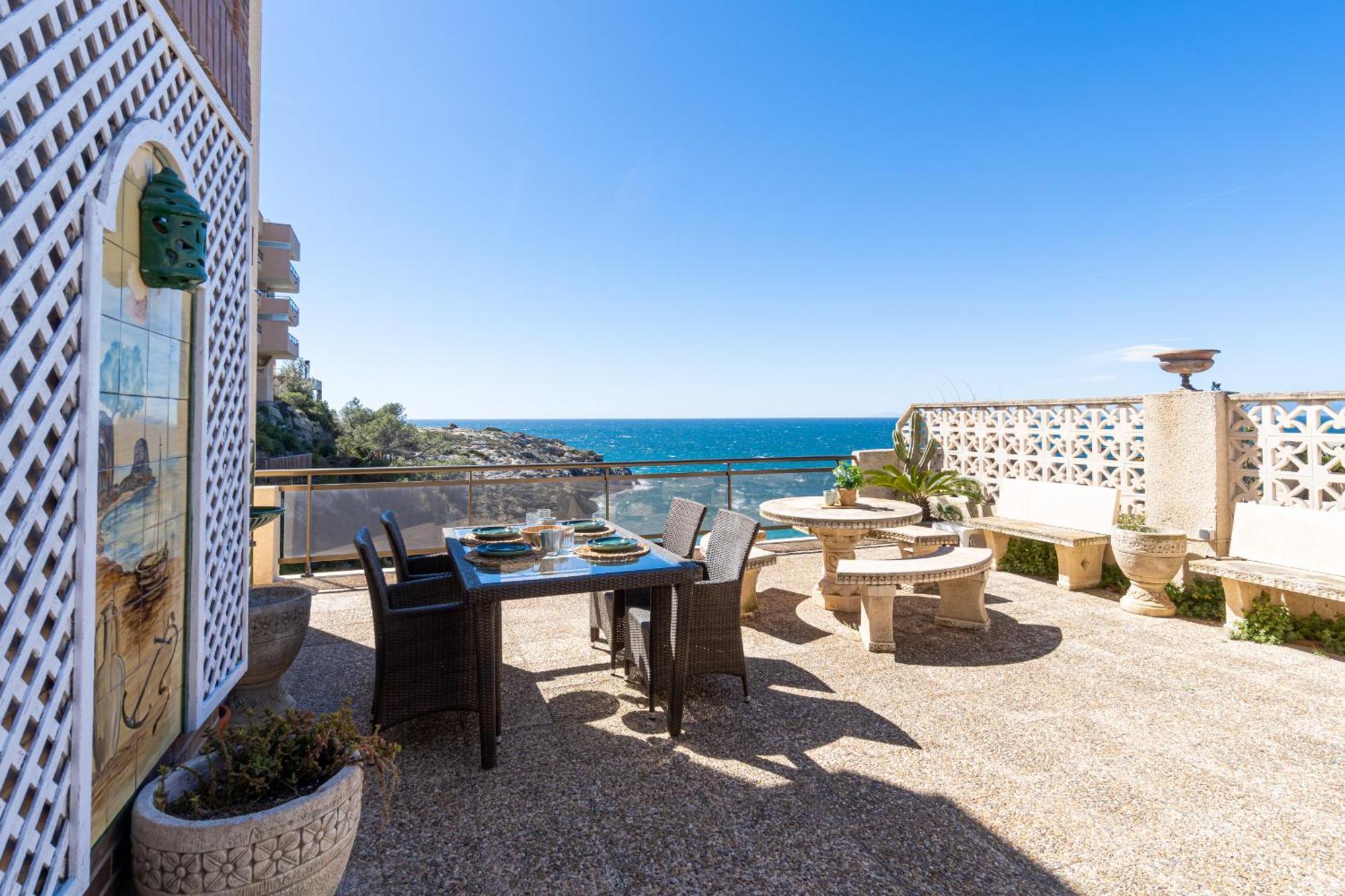 Mediterranean Way - El Mirador ซาลอว์ ภายนอก รูปภาพ
